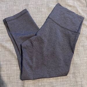 Lululemon high rise aligns cropped 21”